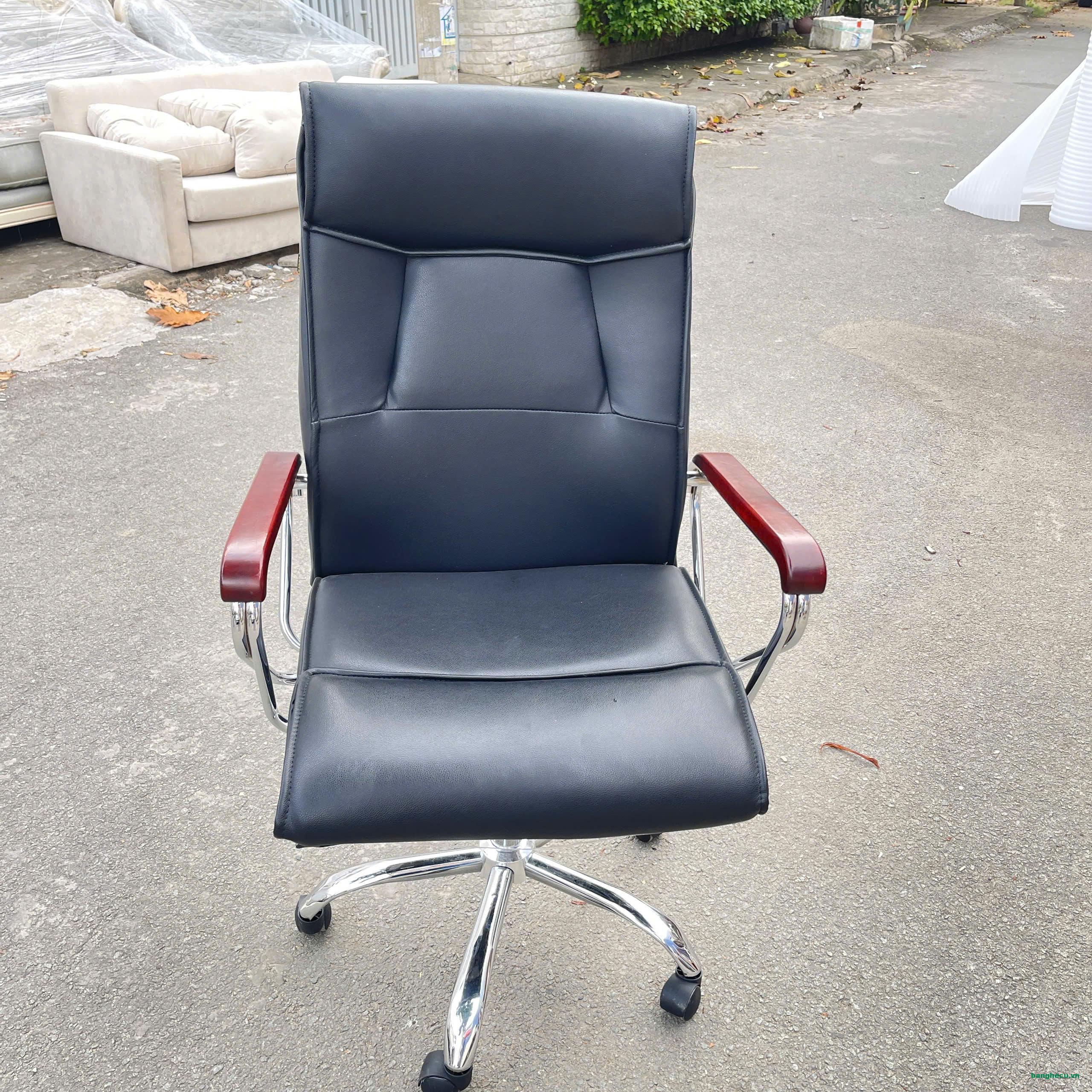 z5879076818997_67992312e76e91597c28831b53b2f350