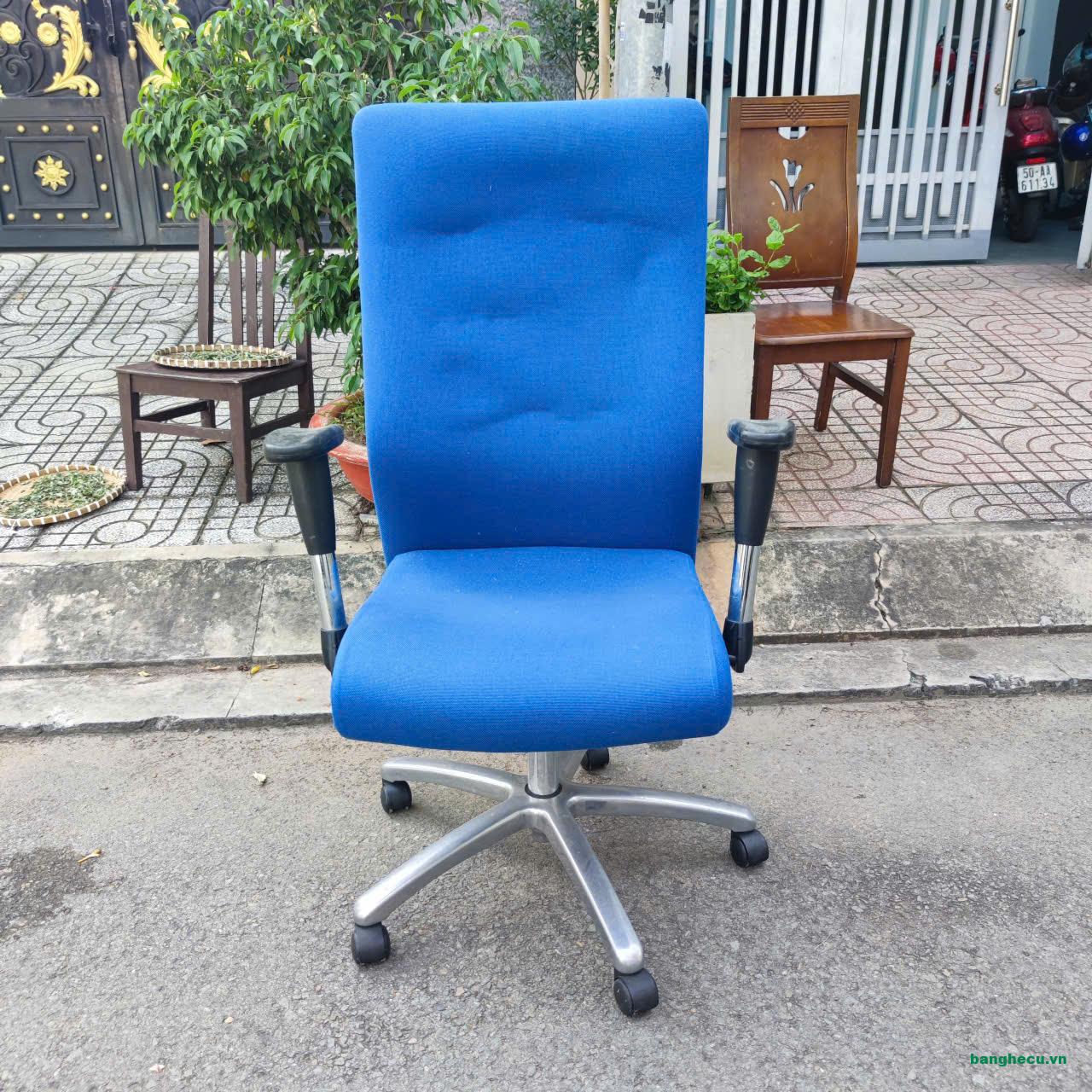 Ghế giám đốc cũ bọc vải hàng cao cấp