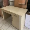 Bàn làm việc cũ 2 hộc vân gỗ mới 95%