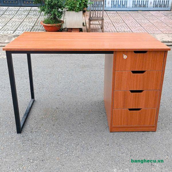 Bàn làm việc chân sắt 1m2 cũ có hộc