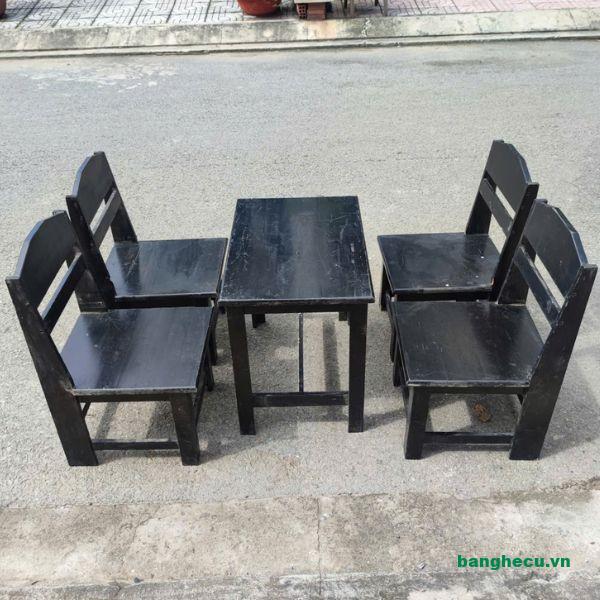 ban-ghe-cafe-cu