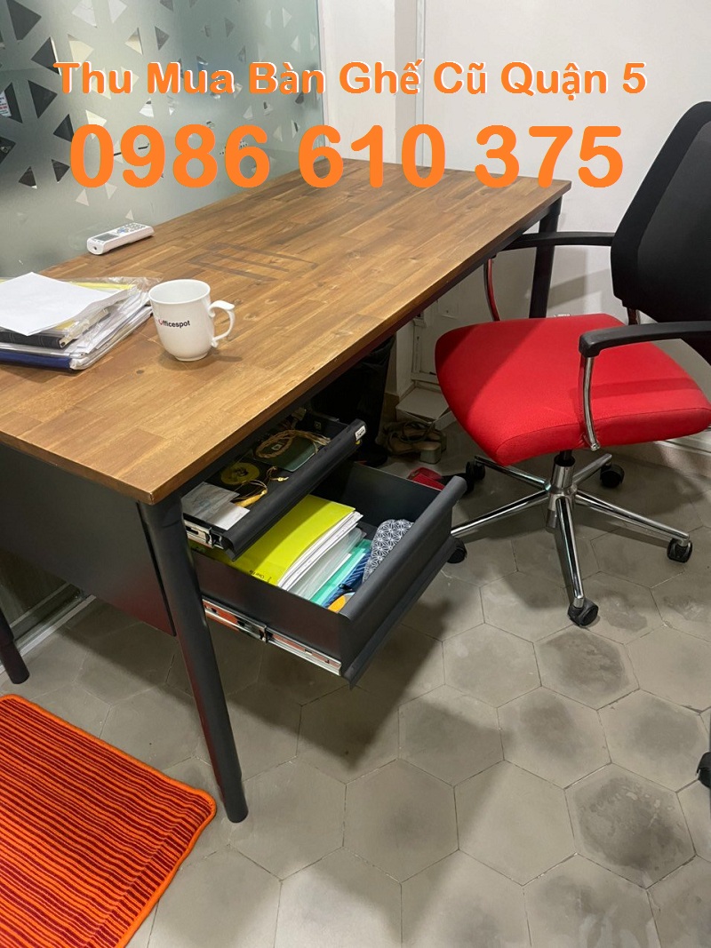 Thu mua bàn ghế văn phòng cũ giá cao tại quận 5