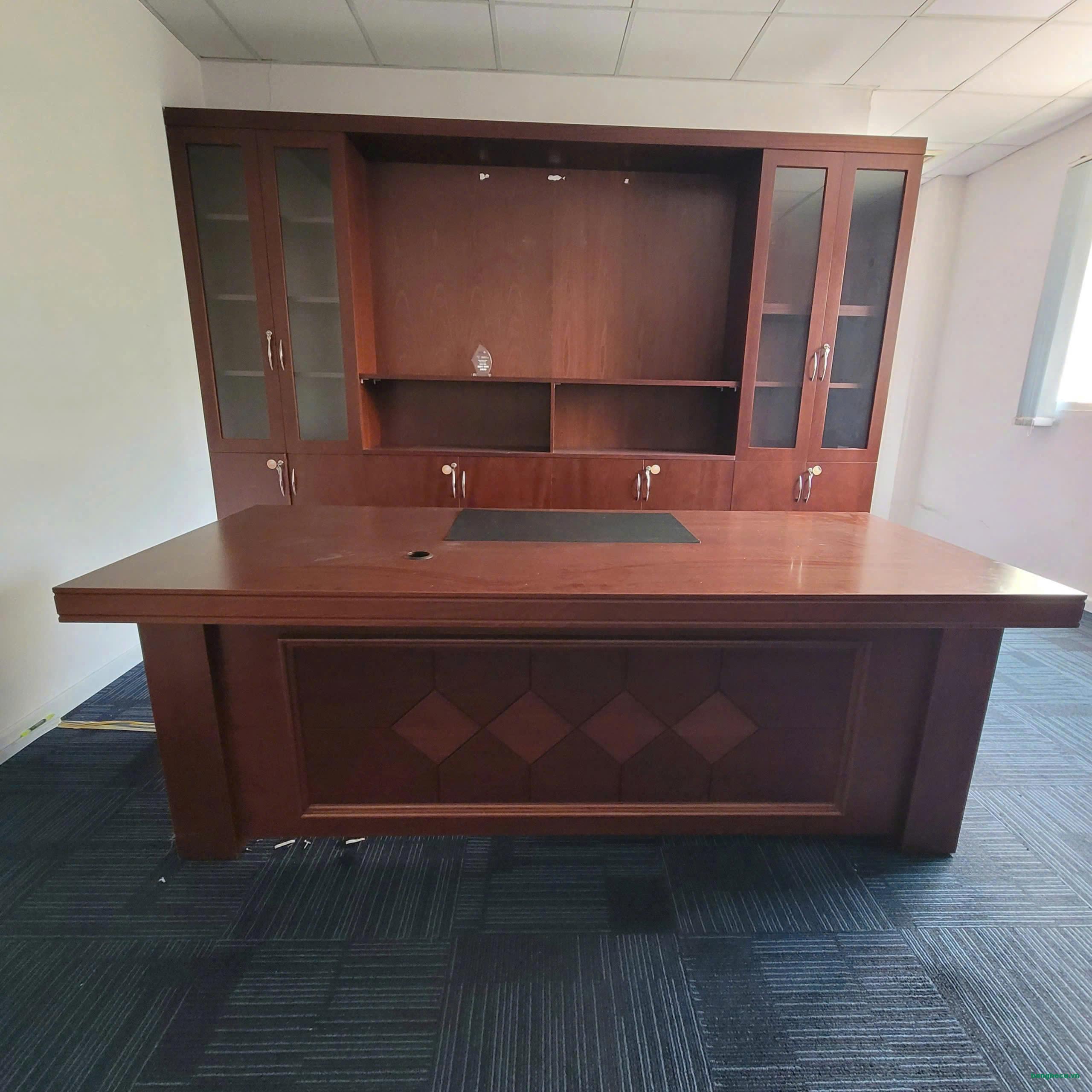 Bàn giám đốc cũ 2m hàng đẹp 95% giá rẻ