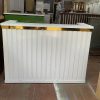 Quầy lễ tân 1m2 nẹp gỗ viền vàng giá rẻ