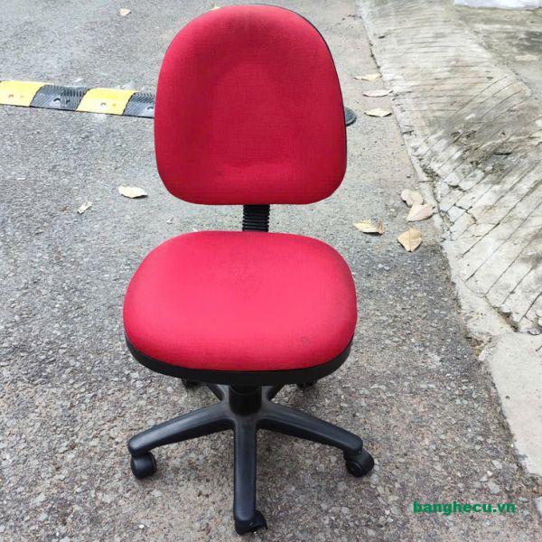 Ghế xoay cũ lưng trung không tay màu đỏ