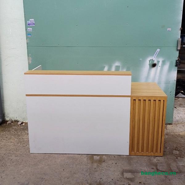 quay le tan 1m6 trang van go Thanh lý quầy lễ tân 1m6 trắng vân gỗ