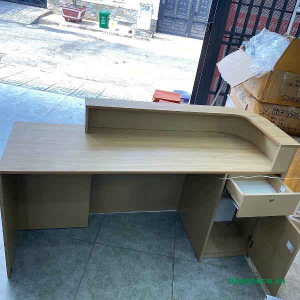 Thanh lý quầy lễ tân 1m8 giá rẻ - Ảnh 2