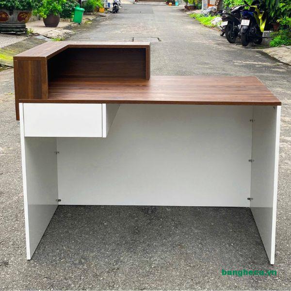 Quầy lễ tân 1m2 giá rẻ - Ảnh 2