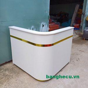 Quầy lễ tân bo cong 1m2 x 1m2 giá rẻ
