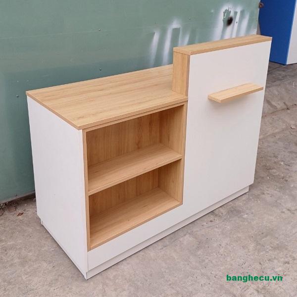 Bàn thu ngân 1m2 thanh lý giá rẻ