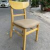 Thanh lý ghế gỗ cafe măngô màu tự nhiên mới 99%