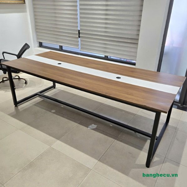 Bàn họp chân sắt 1mx2m4 mặt gỗ công nghiệp cũ