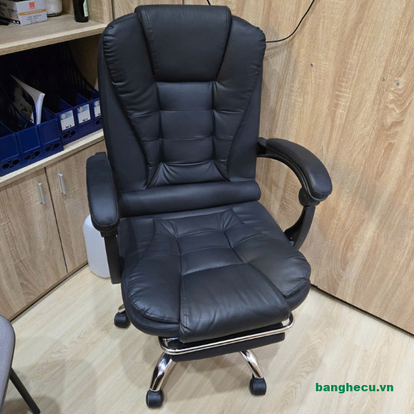 Ghế giám đốc nhập khẩu bọc da màu đen mới 90%