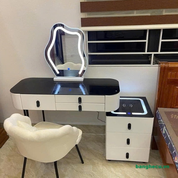 Bàn trang điểm phòng ngủ hiện đại