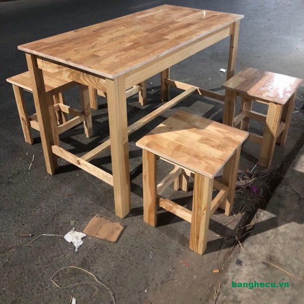 Bộ bàn ghế quán ăn gỗ tự nhiên màu vân gỗ