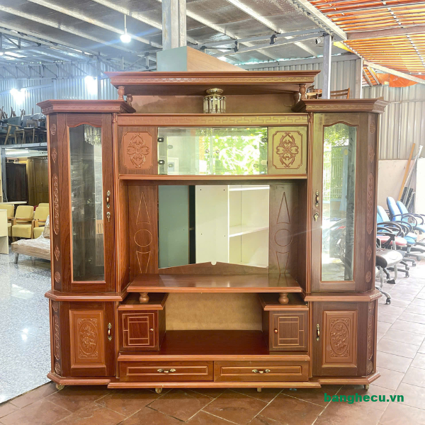 Tủ tivi phòng khách 2m3x2m05 mới 99%