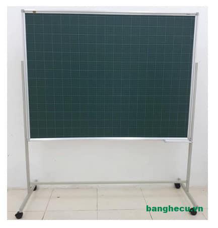 Thanh lý bảng viết phấn cũ có chân giá rẻ