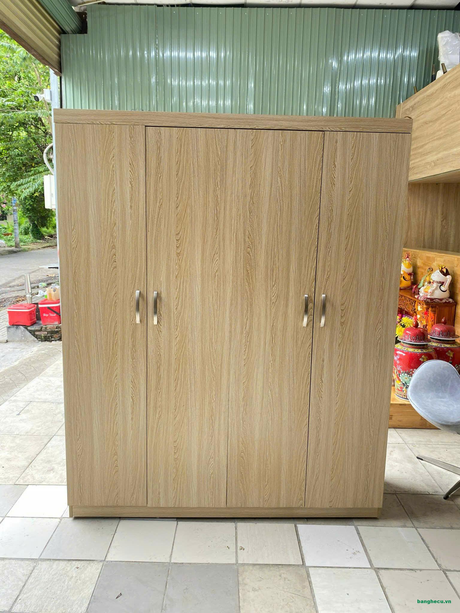 Thanh lý tủ quần áo cũ 1m6 x 2m 4 cánh mới 90%