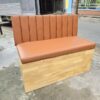 Băng ghế sofa cafe nệm bọc da màu nâu khung gỗ