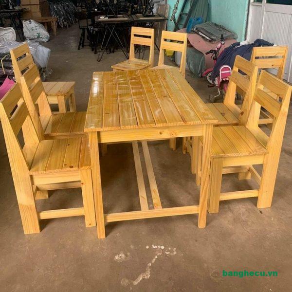 Bộ bàn ghế quán cafe cóc gỗ thông có tựa tồn kho