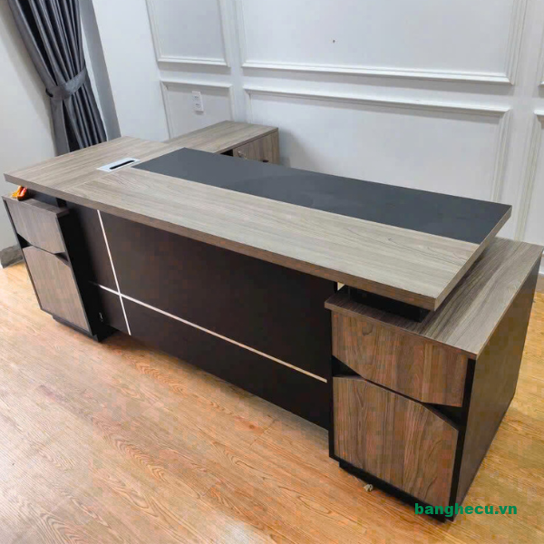Thanh lý Bàn giám đốc dài 2m gỗ MDF màu đen phối nâu