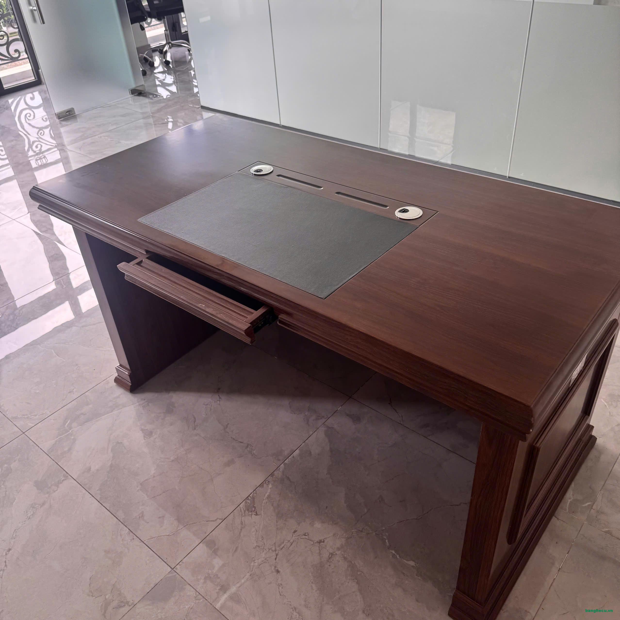 ban-giam-doc-hoa-phat-thanh-ly