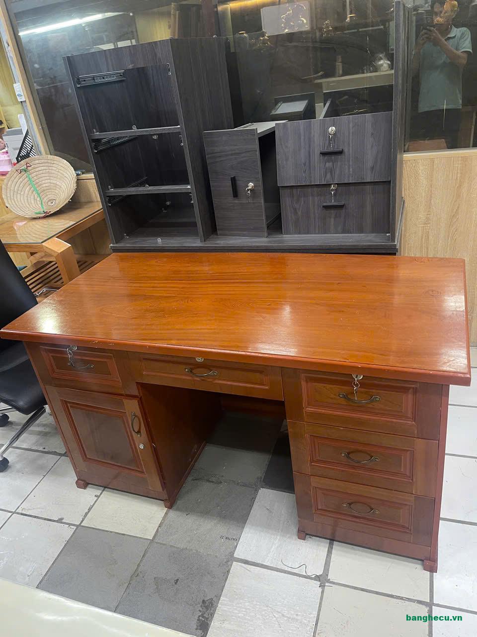 Bàn giám đốc gỗ tự nhiên nhiều hộc tủ