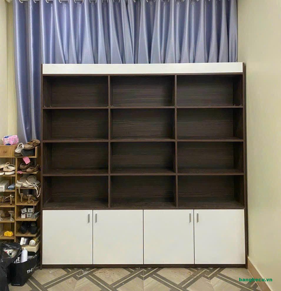 Kệ tủ trưng bày mới 2m x 2m giá xưởng