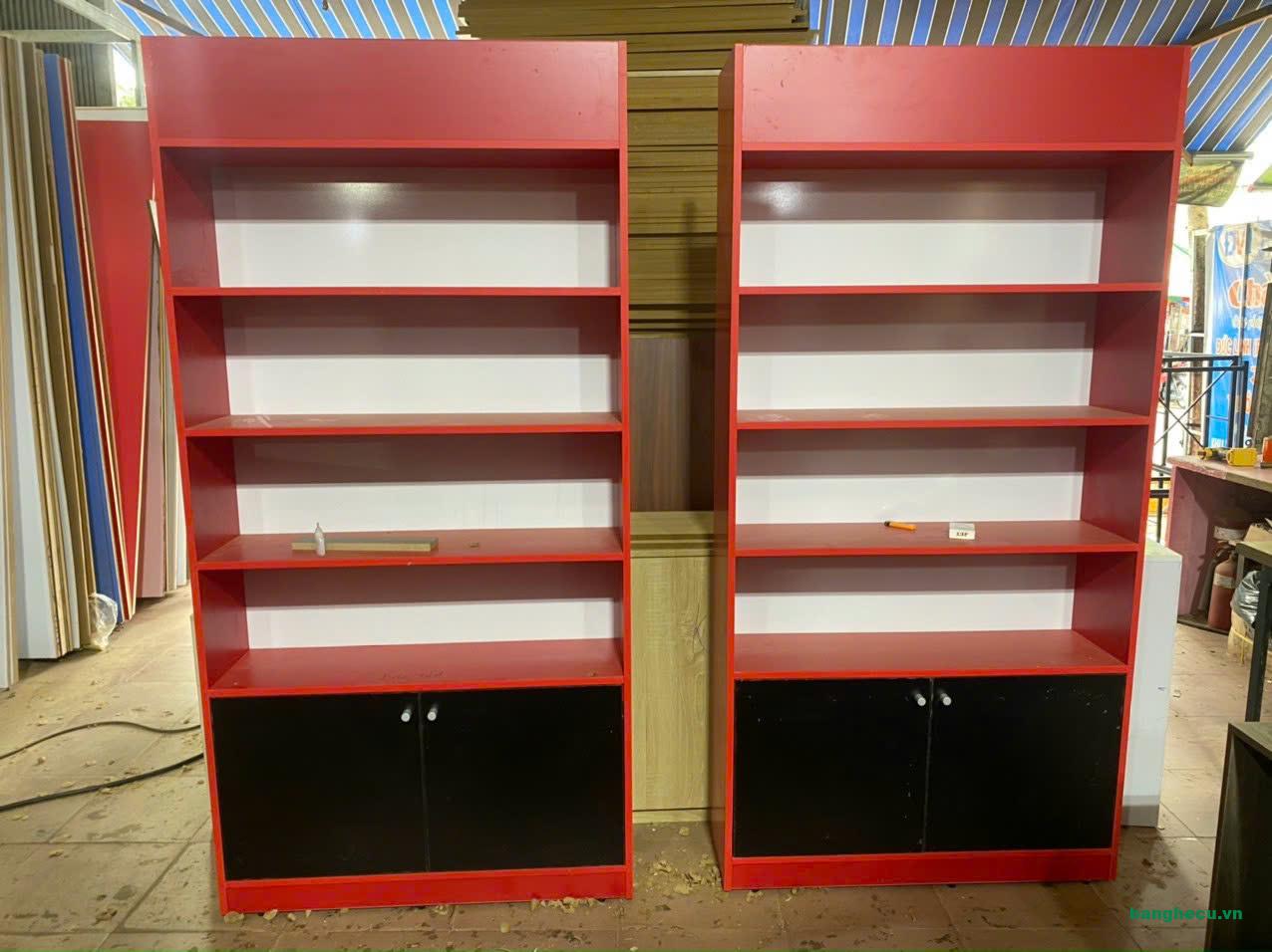 Thanh lý tủ trưng bày đỏ đen giá rẻ