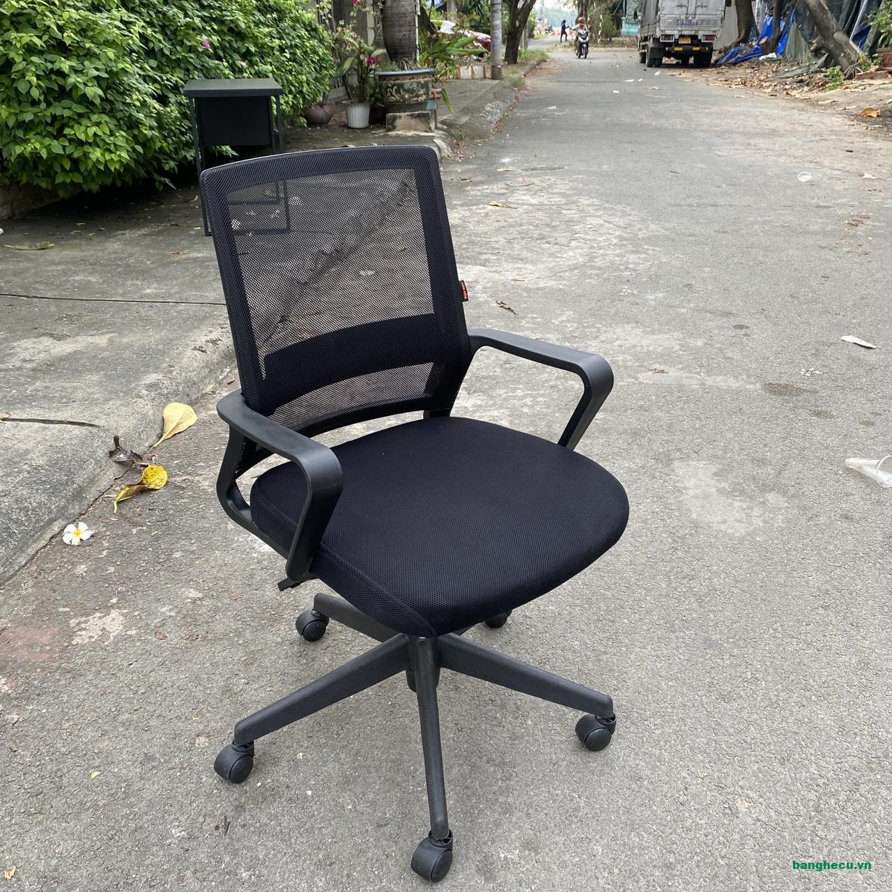 Bộ bàn ghế văn phòng Tân Hòa mới 95% giá rẻ - Ảnh 2