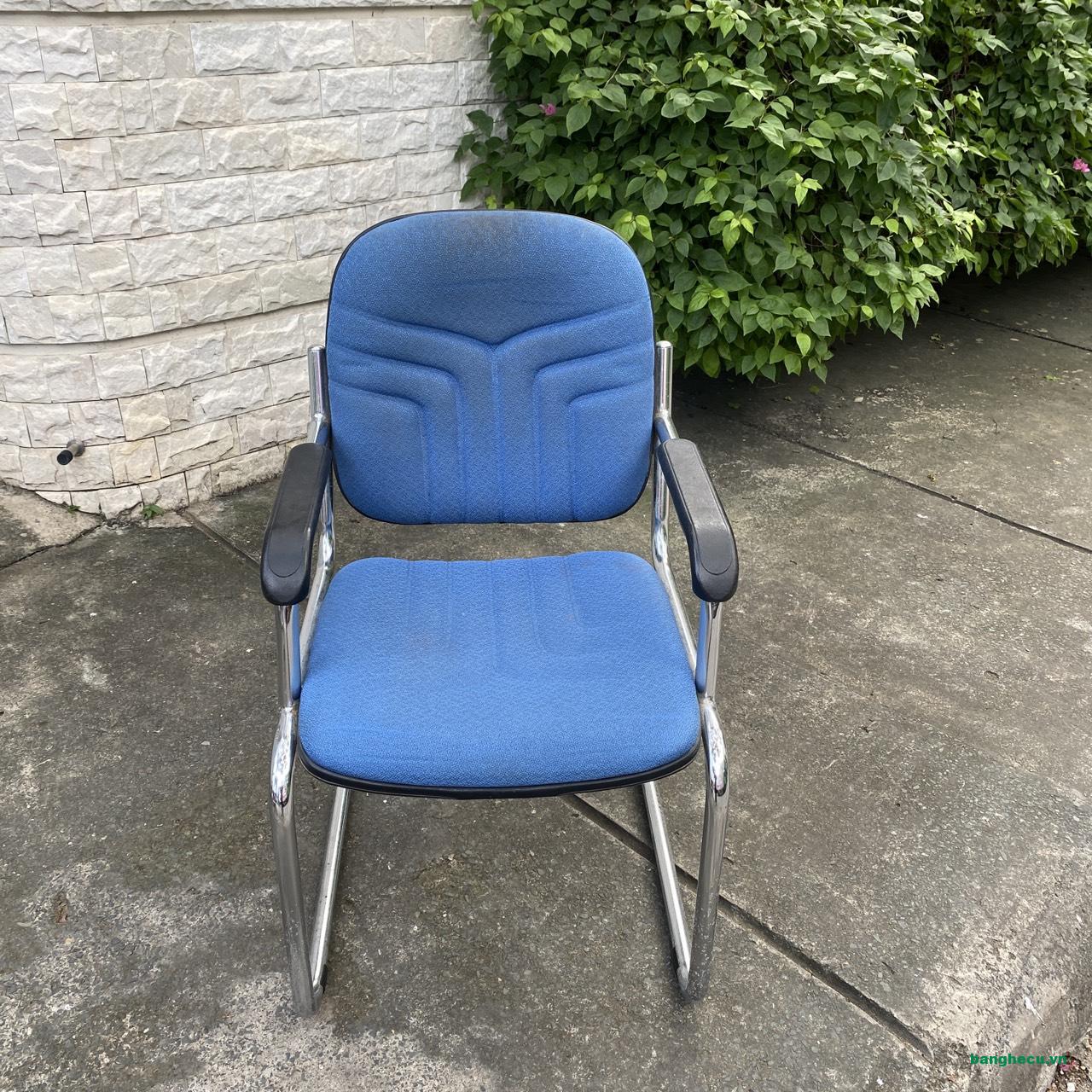 Ghế quỳ chân inox đệm bọc vải màu xanh cũ đẹp