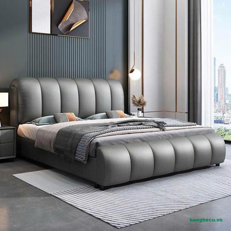 Giường bọc da phong cách Châu Âu sang trọng tồn kho