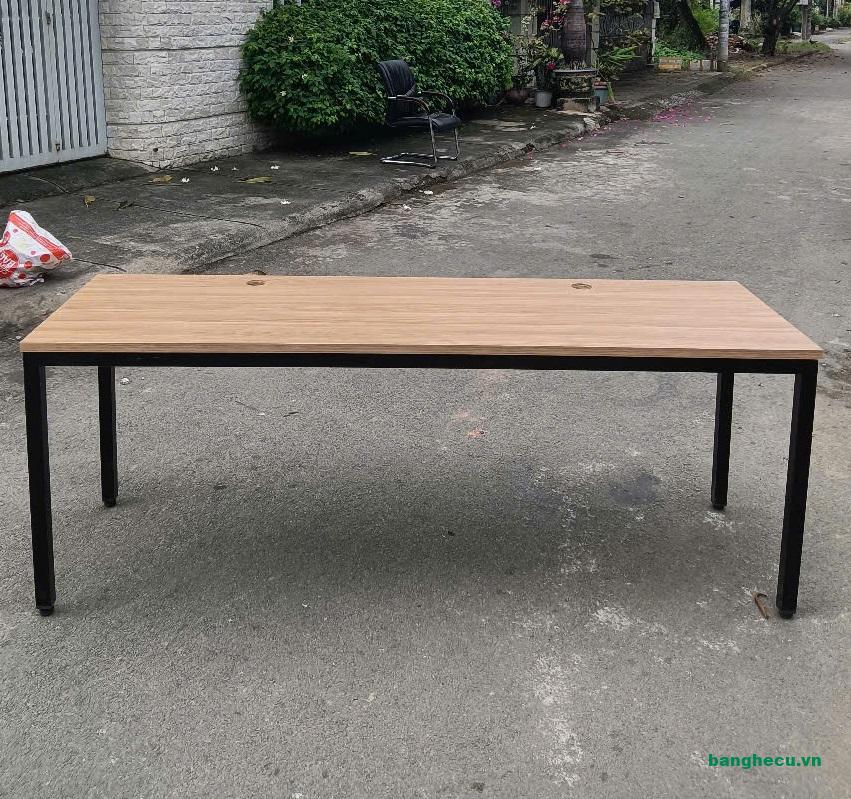 50 Bàn họp chân sắt, bàn làm việc chân sắt như mới