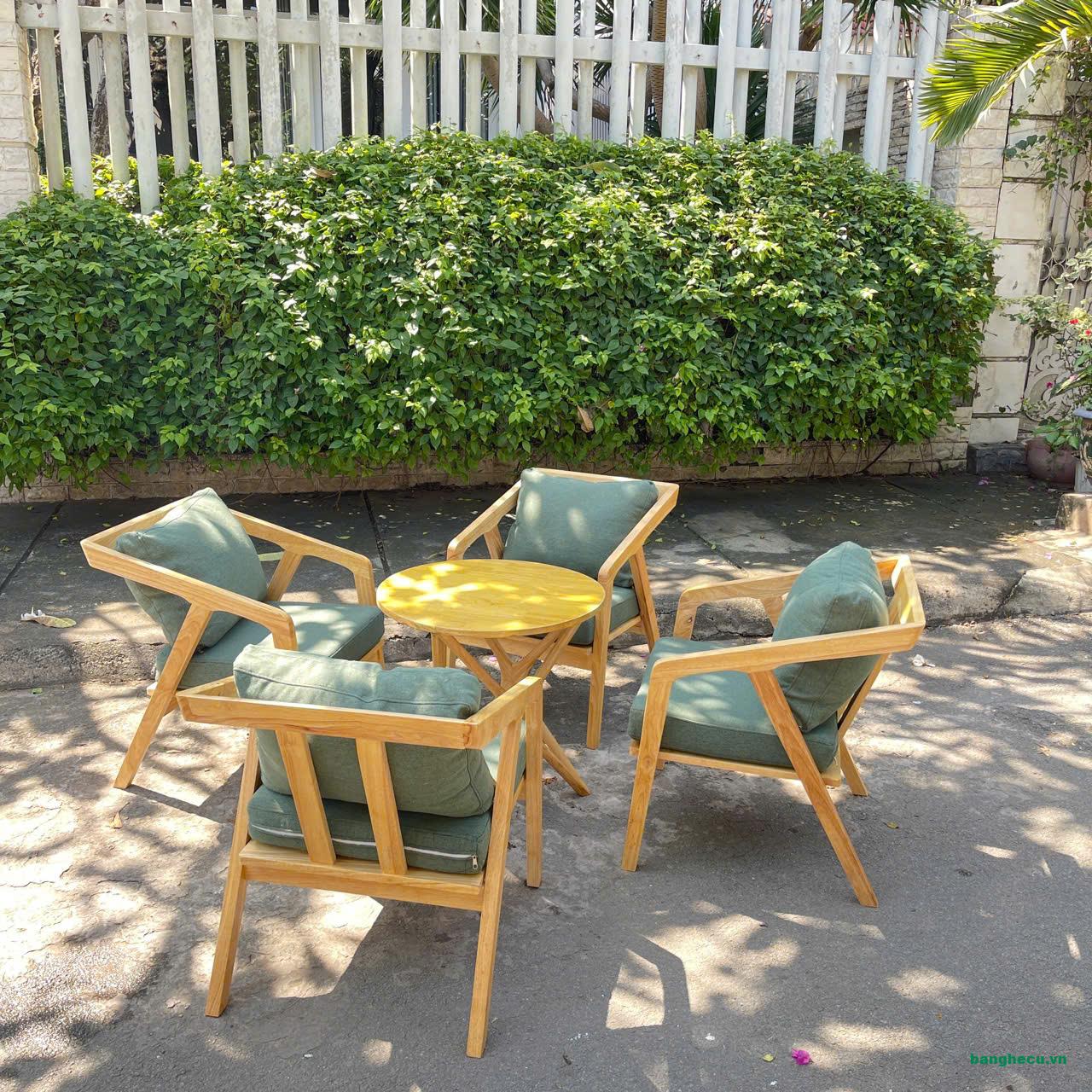 Bộ bàn ghế cafe Katana gỗ tự nhiên mặt nệm bọc vải - Ảnh 2