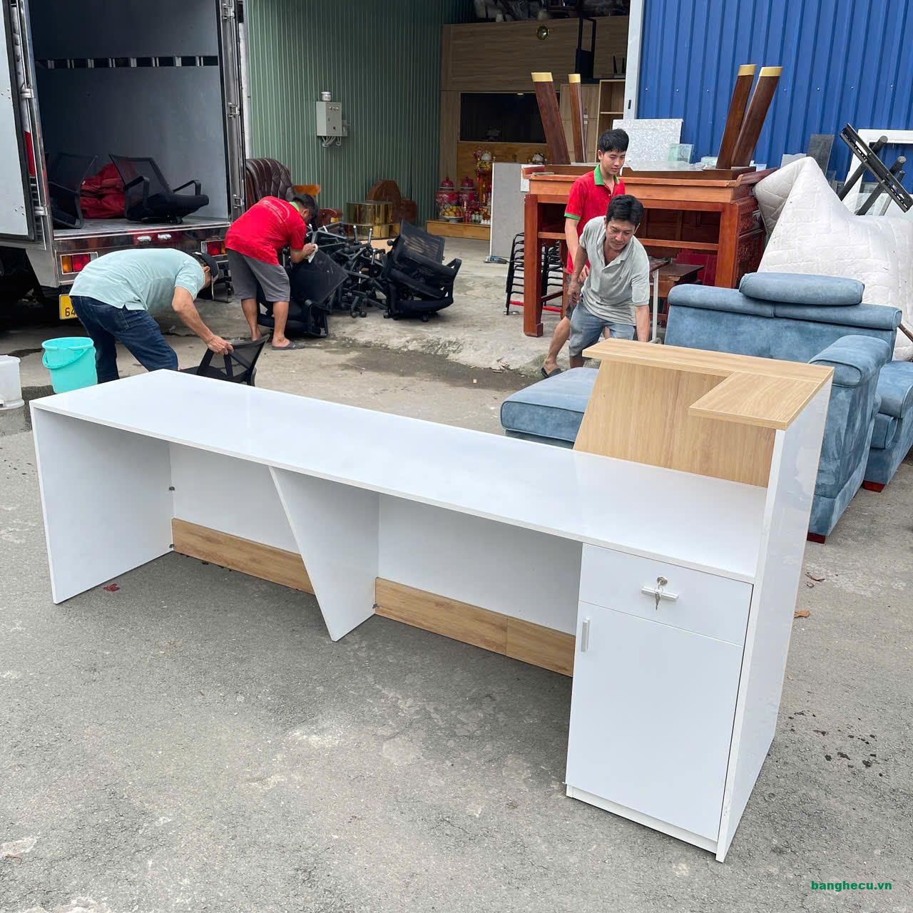 Bàn quầy lễ tân gỗ MDF dài 2m đóng mới (hàng sẵn) - Ảnh 4