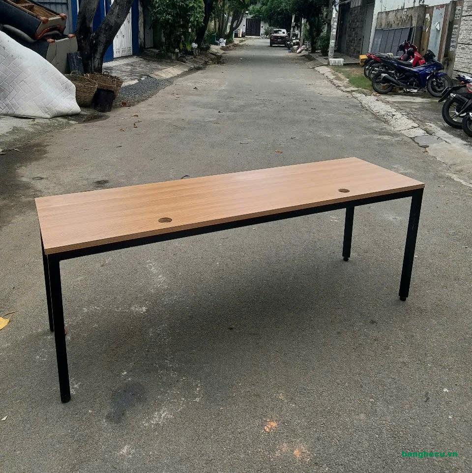 50 Bàn họp chân sắt, bàn làm việc chân sắt như mới - Ảnh 2