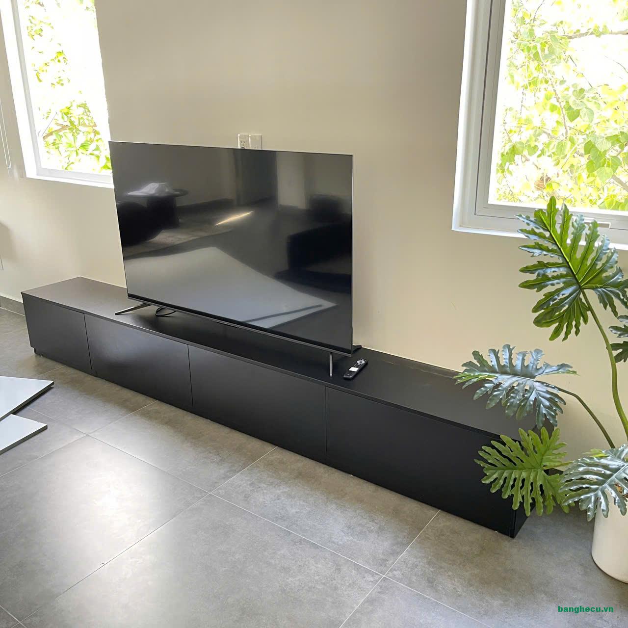 Thanh lý Kệ tivi gỗ dài 3m đẹp như mới