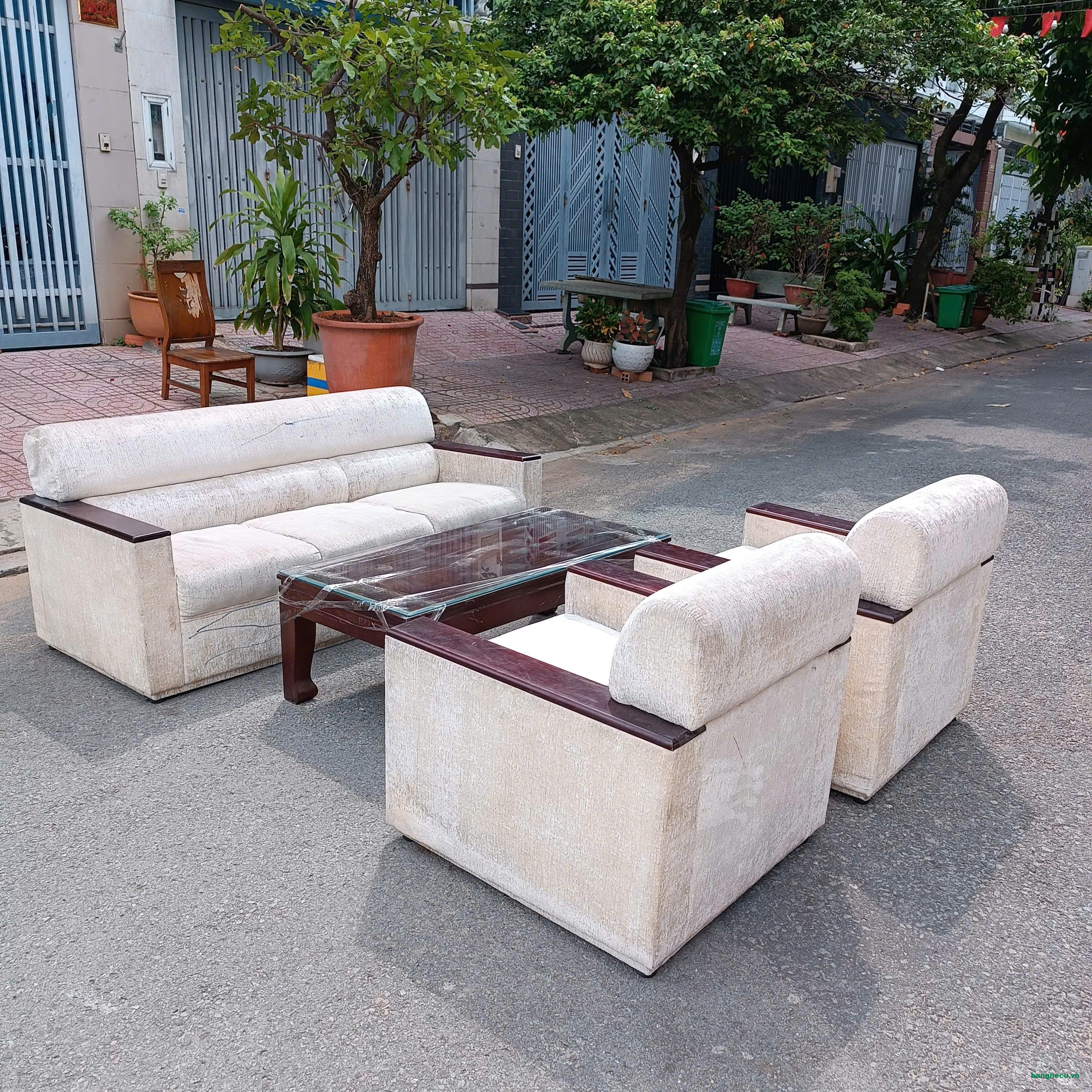 sofa-van-phong-thanh-ly