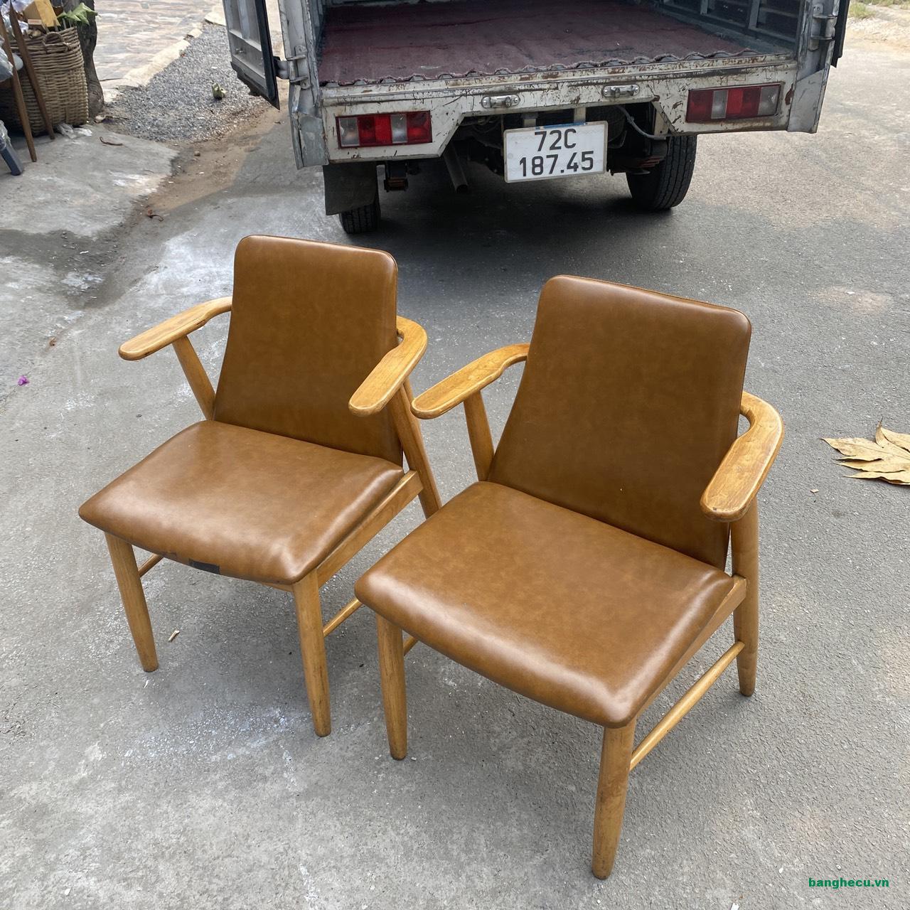 Ghế gỗ cafe Babie mặt nệm bọc da màu nâu mới 90% - Ảnh 2