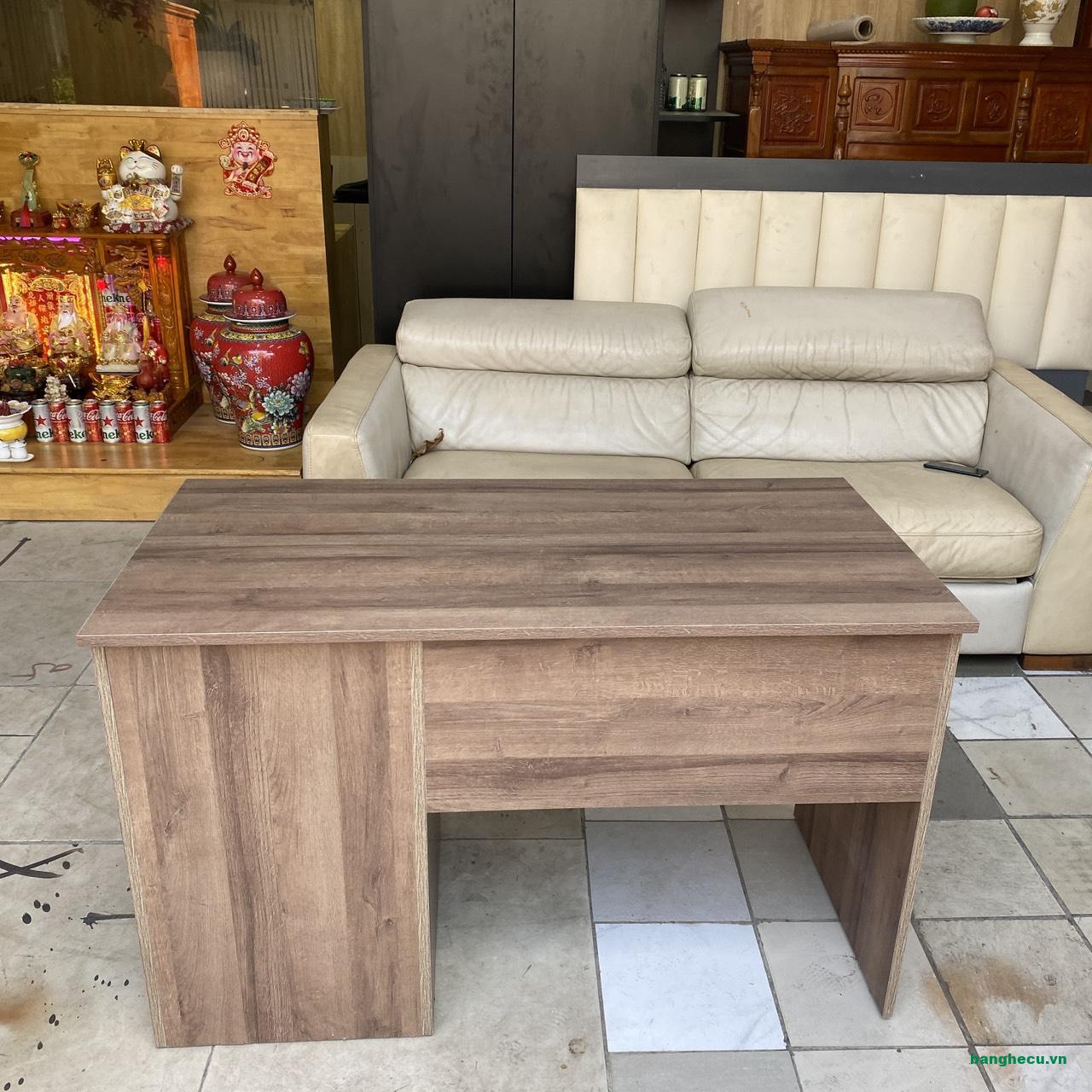 Bàn làm việc có hộc tủ như mới 1m2x60cm thanh lý