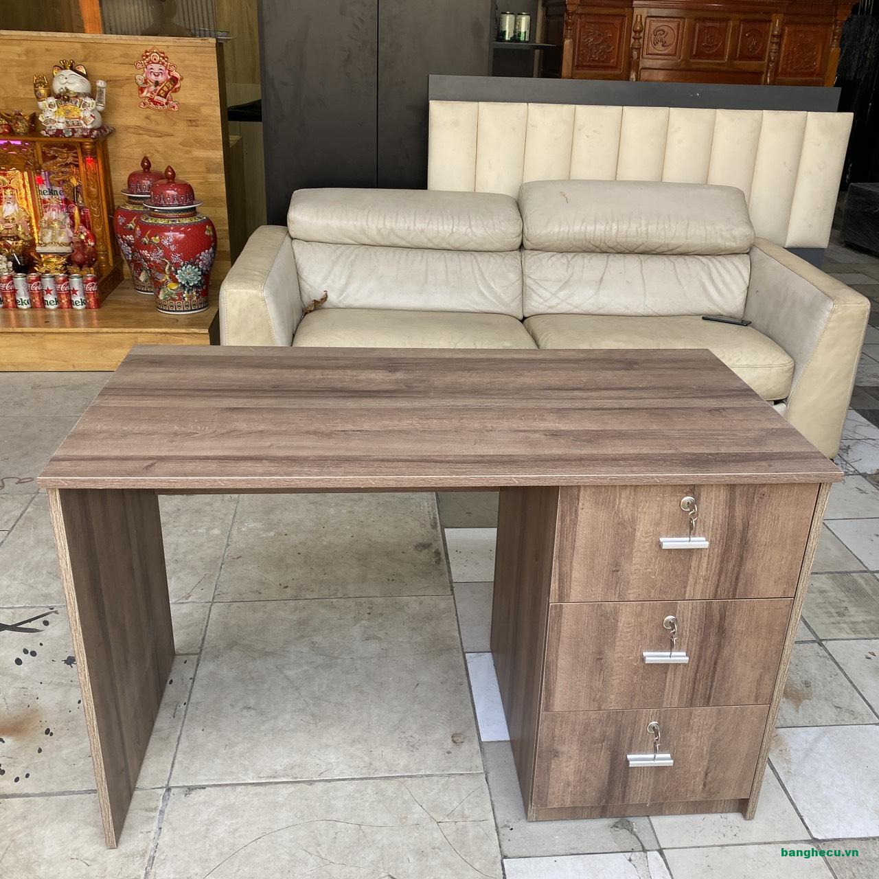 Bàn làm việc có hộc tủ như mới 1m2x60cm thanh lý - Ảnh 2