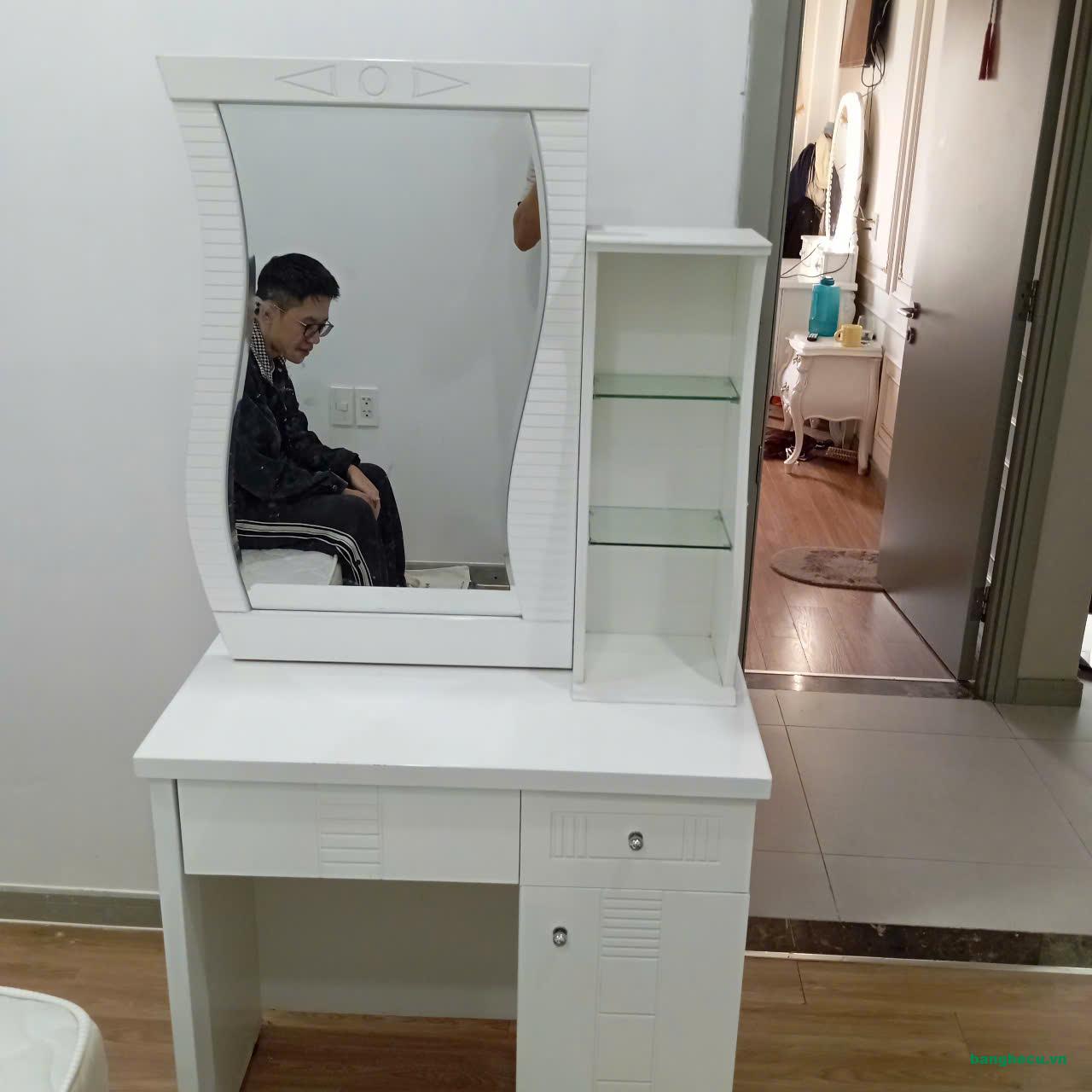 Thanh lý Bàn phấn trang điểm gỗ công nghiệp màu trắng - Ảnh 4