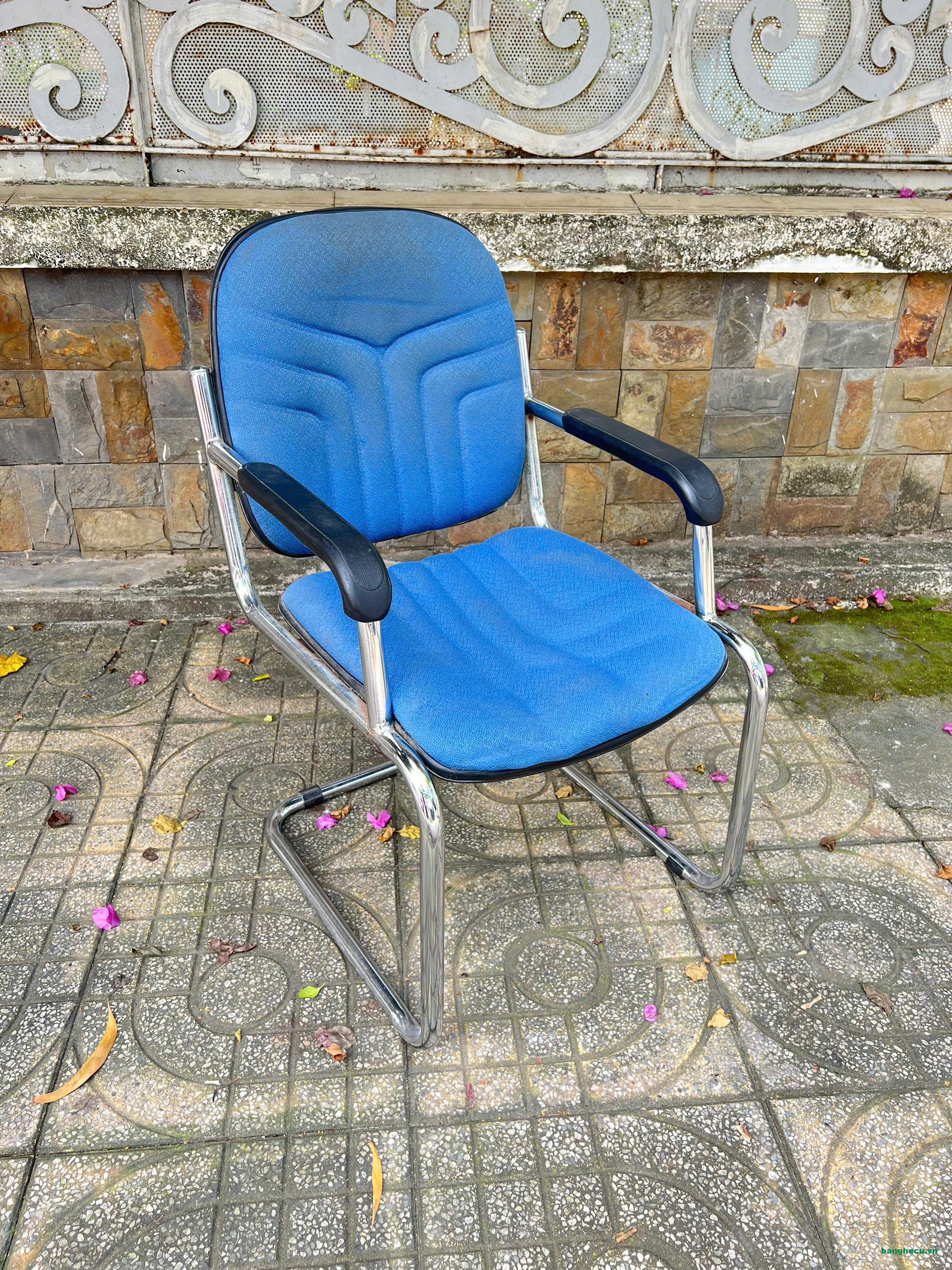 Ghế chân quỳ nhân viên đệm bọc vải chân inox - Ảnh 4