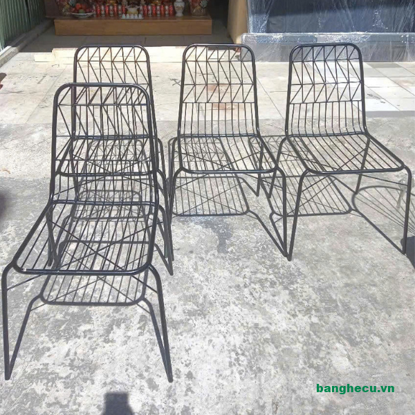 Ghế sắt cafe sân vườn màu đen cao cấp như mới