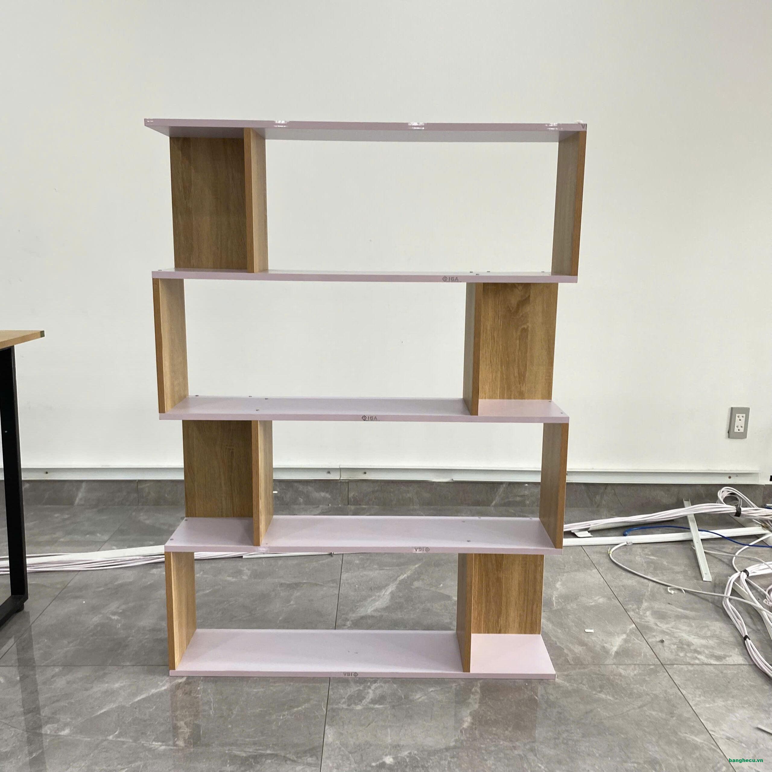 Kệ sách gỗ công nghiệp chống ẩm như mới