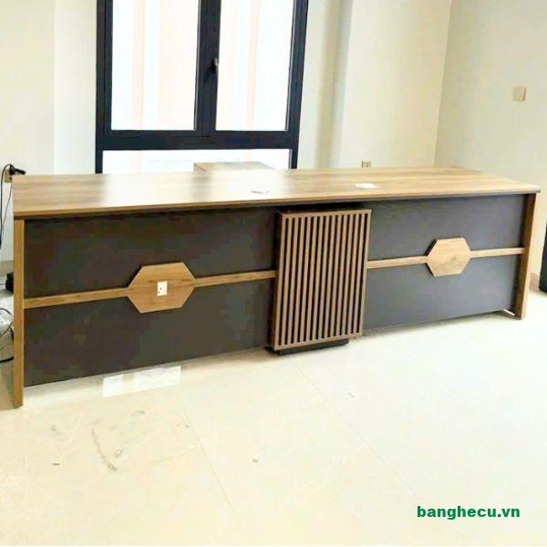 Bàn quầy lễ tân văn phòng mới 100%