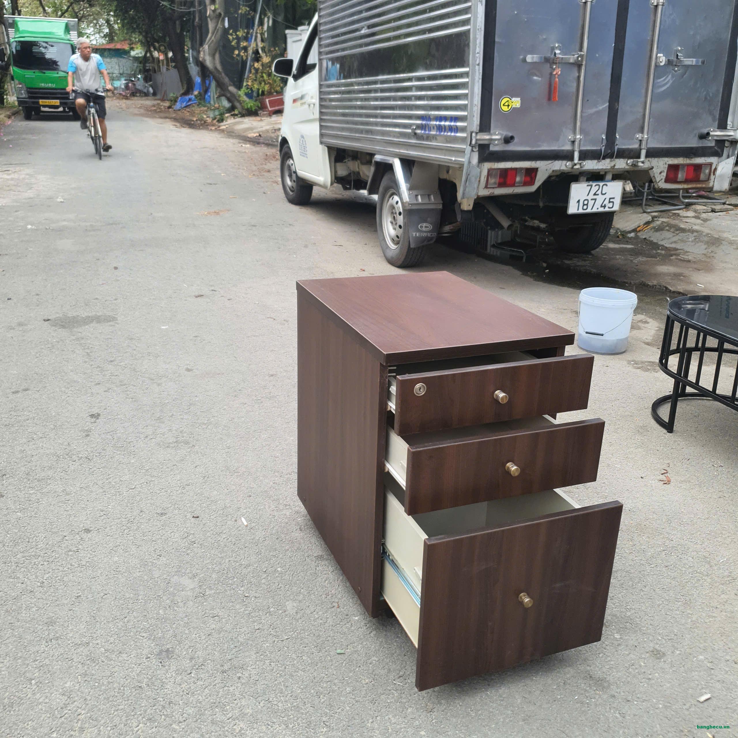 Tủ cabin giám đốc 3 ngăn màu nâu mới 95% (2 mẫu) - Ảnh 7