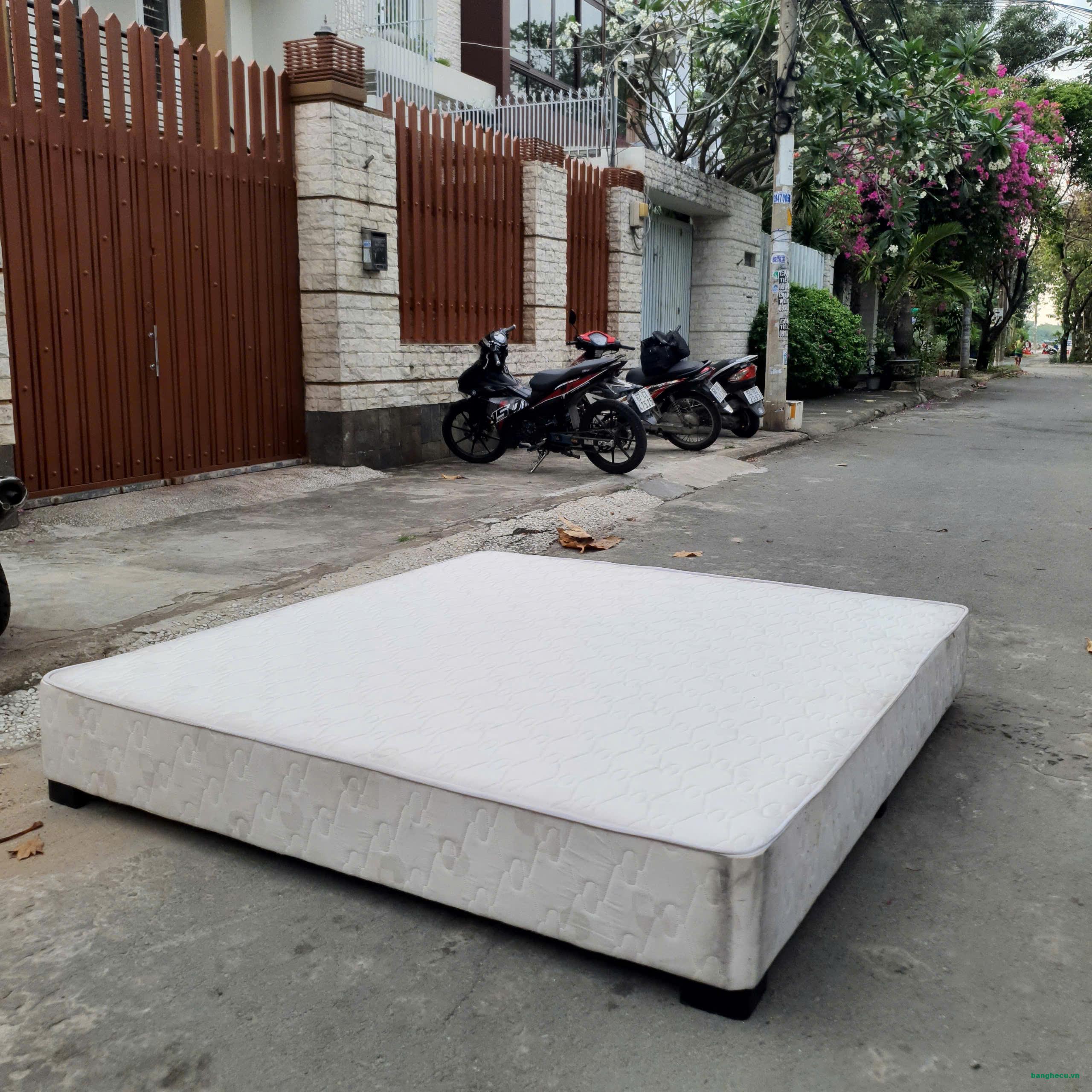 Nệm Dunlopill Moments 1m8x2m (dày 25cm và 30cm) cũ dùng còn tốt - Ảnh 2