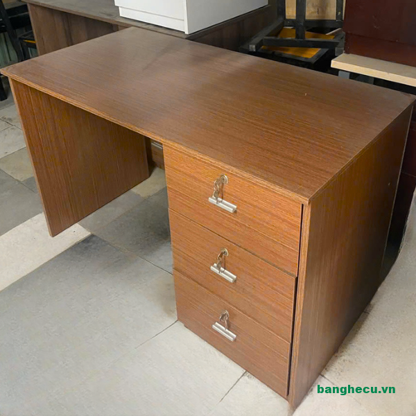 Bàn làm việc 3 hộc có khóa 1m2x60cm mới 100% - Ảnh 3