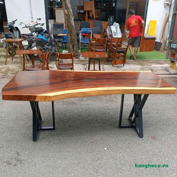 Bàn ăn gỗ nguyên khối me tây 1m8x90cm dày 5cm